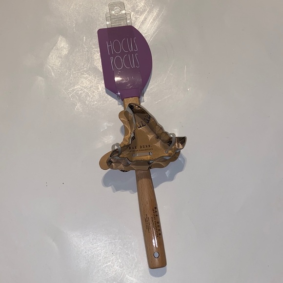 Rae Dunn spatula - Picture 2 of 3